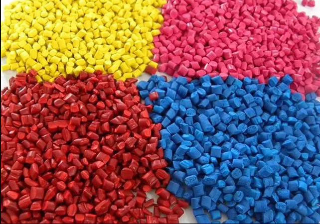204-664-4 สารเติมแต่งสำหรับการประมวลผลโพลิเมอร์ Mono Diglycerides GMS40 E471 ผงสีขาว